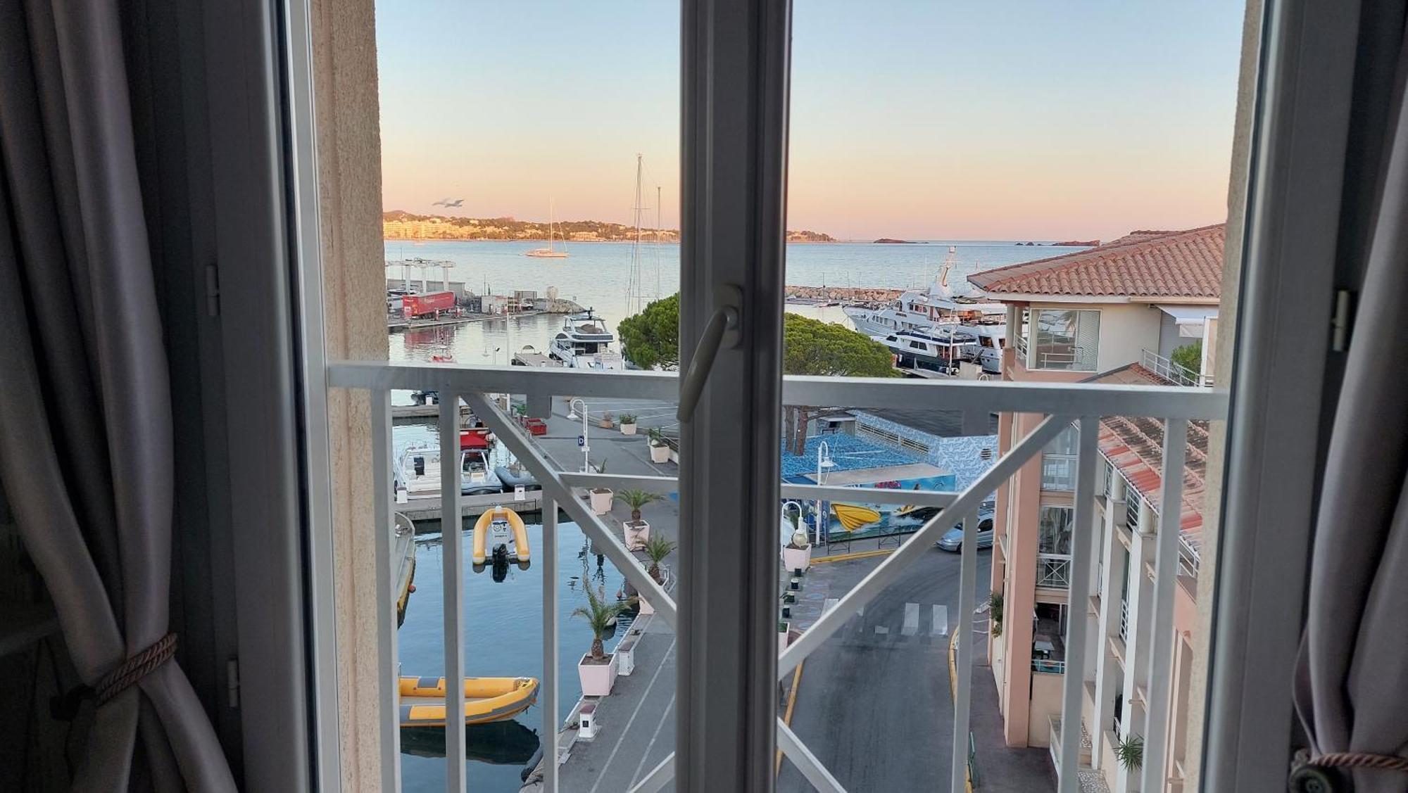 Boutique Apartment Hirondelle Port Frejus Luaran gambar