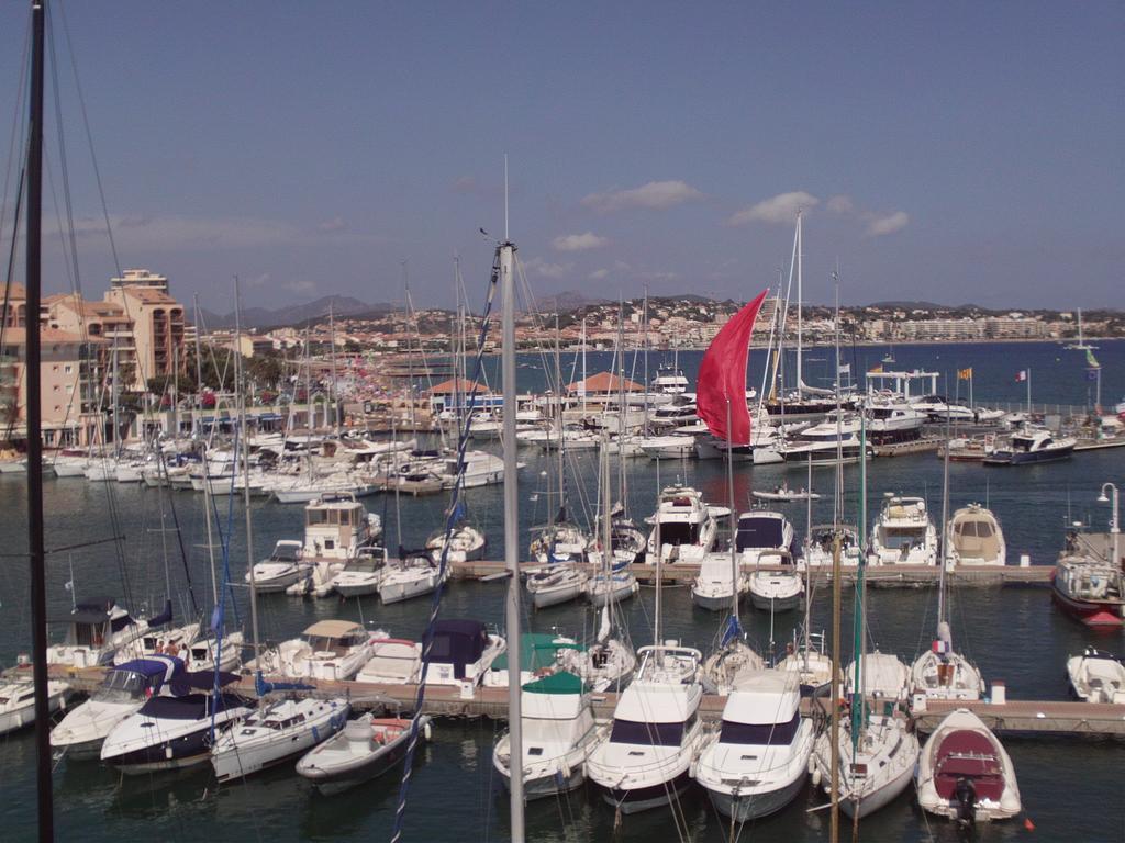 Boutique Apartment Hirondelle Port Frejus Bilik gambar